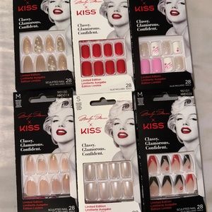 Marilyn Monroe press on nails